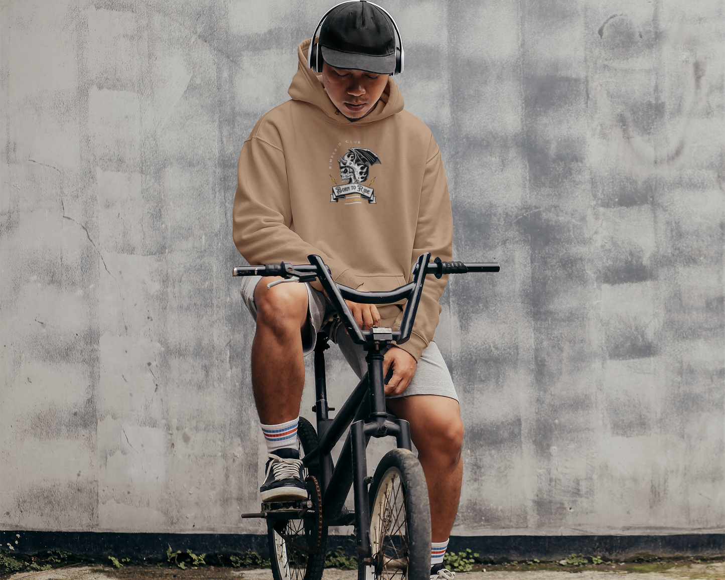 Born To Ride – Premium Snow soft Unisex Pullover Hoodie